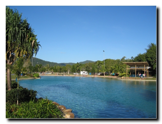42 Lagune in Airlie